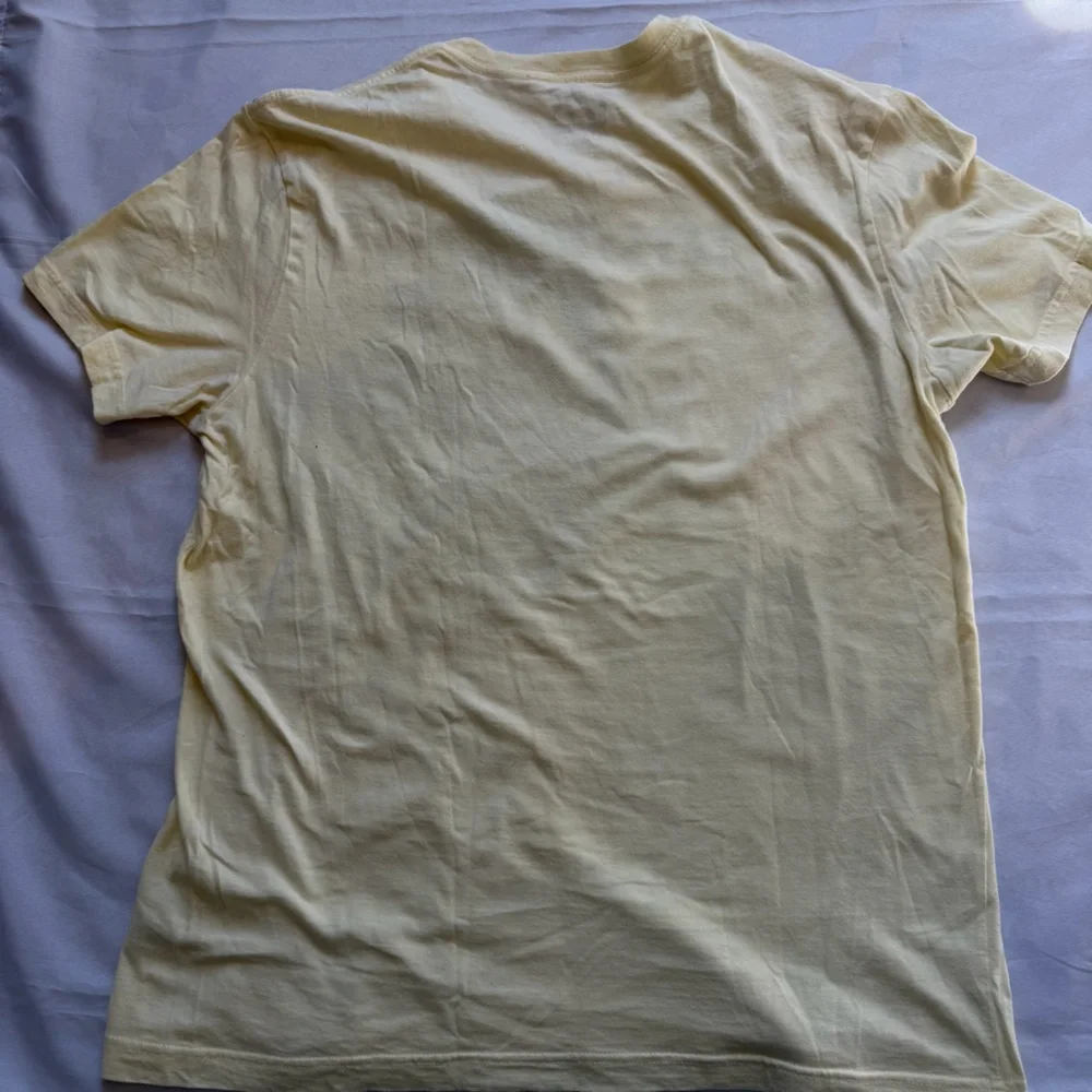 Y2K Guess Marciano Distressed Graphic Tee XL Streetwear Shirt - Picture 5 of 6